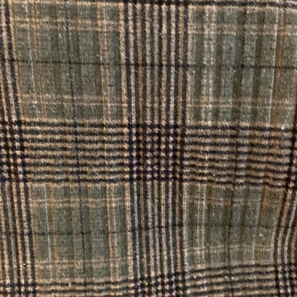 💚 Cute Green Flannel Dress 💚 - Picture 3 of 4